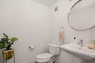 1 Earhart St #115, Cambridge, MA 02141 - Photo 15