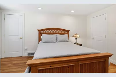 22 Rosedale Ave, Springfield, MA 01128 - Photo 21