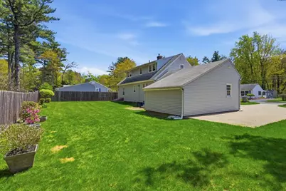 22 Rosedale Ave, Springfield, MA 01128 - Photo 31