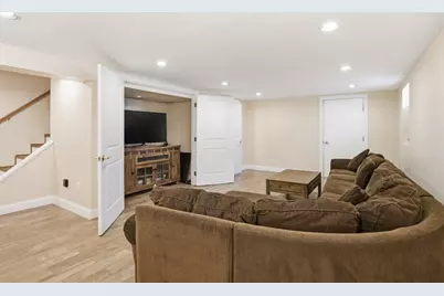 22 Rosedale Ave, Springfield, MA 01128 - Photo 27