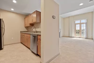 550 Washington St #218, Braintree, MA 02184 - Photo 3