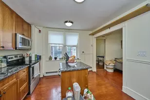 6 Bedford St, Somerville, MA 02143 - Photo 3