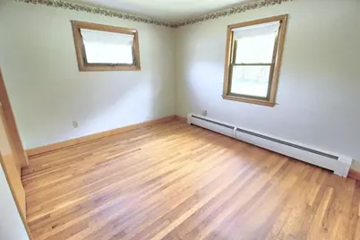 94 Leroy St, Fitchburg, MA 01420 - Photo 11