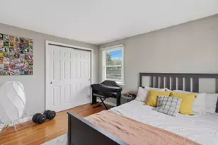 11 Roseanna Park Dr, Waltham, MA 02452 - Photo 25