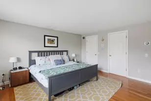 11 Roseanna Park Dr, Waltham, MA 02452 - Photo 23