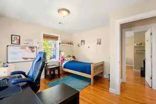 18 Hovey St, Newton, MA 02458 - Photo 19