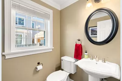 18 Hovey Street #18, Newton, MA 02458 - Photo 11