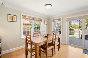 18 Hovey St, Newton, MA 02458 - Photo 5