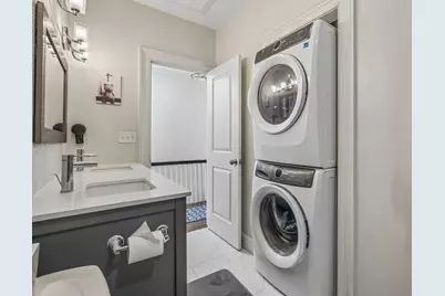 31 Brighton St #3, Boston, MA 02129 - Photo 9