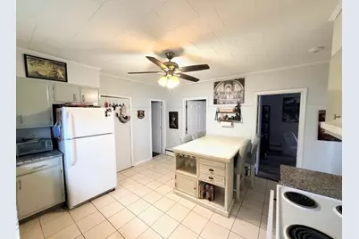 16 Kilmer Ave, Taunton, MA 02780 - Photo 9