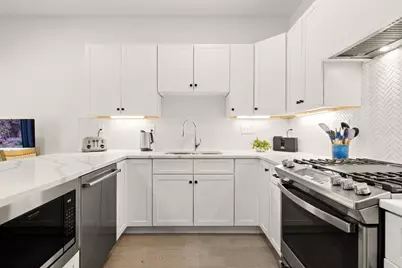 300 Albion Rd #302, Bedford, MA 01730 - Photo 7