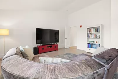 300 Albion Rd #302, Bedford, MA 01730 - Photo 25