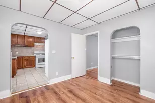 18 Chestnut St, Everett, MA 02149 - Photo 3