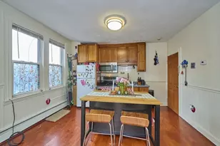 6 Bedford St, Somerville, MA 02143 - Photo 3