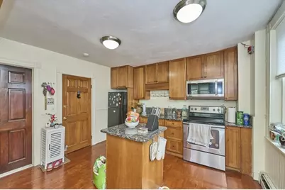 6 Bedford St Units 1F,2F,3R,&3F, Somerville, MA 02143 - Photo 3