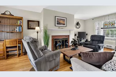 303 Brownell Avenue, New Bedford, MA 02740 - Photo 11