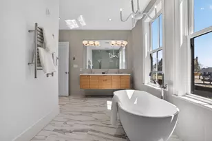 559 E Broadway, Boston, MA 02127 - Photo 41