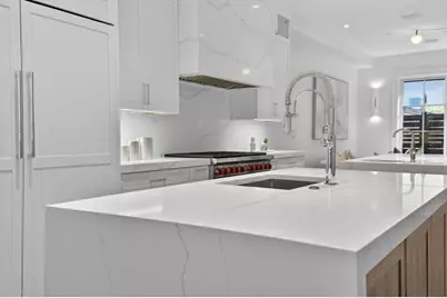 561 East Broadway, Boston, MA 02127 - Photo 7