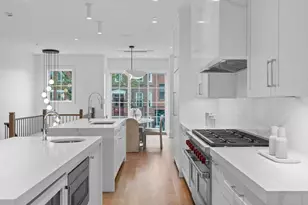 561 E Broadway, Boston, MA 02127 - Photo 3