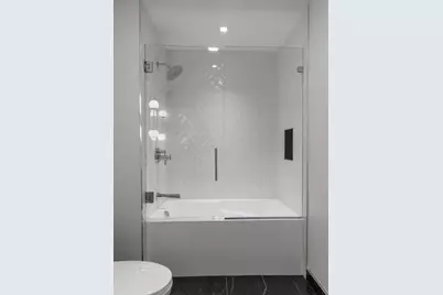 561 East Broadway, Boston, MA 02127 - Photo 31