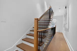 559 E Broadway, Boston, MA 02127 - Photo 15