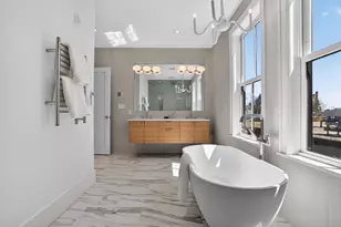 561 E Broadway, Boston, MA 02127 - Photo 41