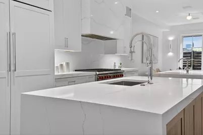 559 East Broadway, Boston, MA 02127 - Photo 9