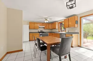 26 Alandale Pkwy, Norwood, MA 02062 - Photo 13