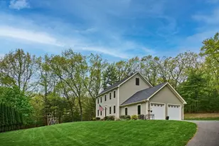 246 Hadley St, South Hadley, MA 01075 - Photo 3