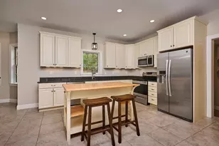 246 Hadley St, South Hadley, MA 01075 - Photo 7