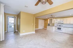 3 Lake Ave, Amesbury, MA 01913 - Photo 3