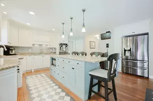 42 Shining Rock Dr, Northbridge, MA 01534 - Photo 7