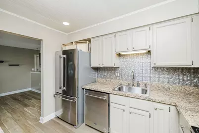 125 Highland St #308, Taunton, MA 02780 - Photo 15
