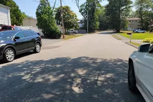 4 Anderson St, Peabody, MA 01960 - Photo 23