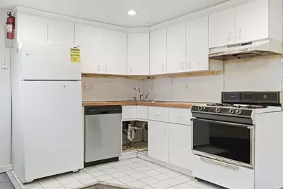 29-31 Washburn Ave #1B, Cambridge, MA 01240 - Photo 7