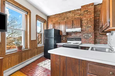 31 Snow Hill St #3, Boston, MA 02113 - Photo 5