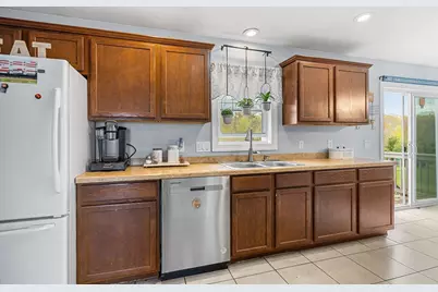 3 Dominique Dr, Webster, MA 01570 - Photo 9