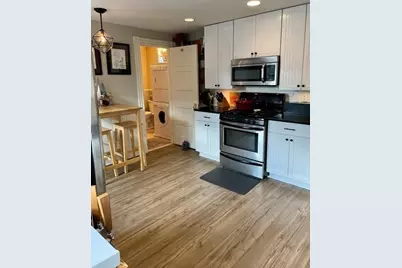 30 Tuttle St #3, Boston, MA 02125 - Photo 5