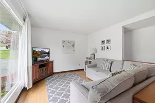 3 Vinal St, Hudson, MA 01749 - Photo 3