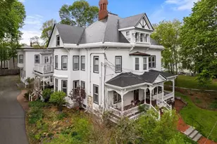 14 Center St, Watertown, MA 02472 - Photo 35