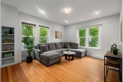 14 Center St #3, Watertown, MA 02472 - Photo 5