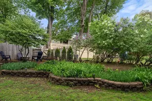 14 Center St, Watertown, MA 02472 - Photo 37