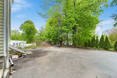 19 Francis St, Fitchburg, MA 01420 - Photo 25