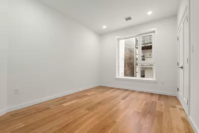 267 Old Colony #310, Boston, MA 02127 - Photo 9