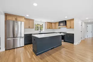 44 Wildbrook Rd, Billerica, MA 01821 - Photo 1