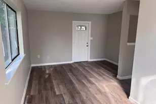 20 Buckminster St, Framingham, MA 01702 - Photo 7