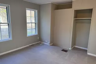 20 Buckminster St, Framingham, MA 01702 - Photo 5
