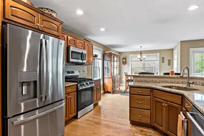 195 Alanita Dr, Taunton, MA 02780 - Photo 17