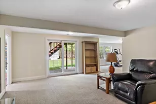 195 Alanita Dr, Taunton, MA 02780 - Photo 33