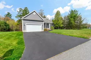 195 Alanita Dr, Taunton, MA 02780 - Photo 3